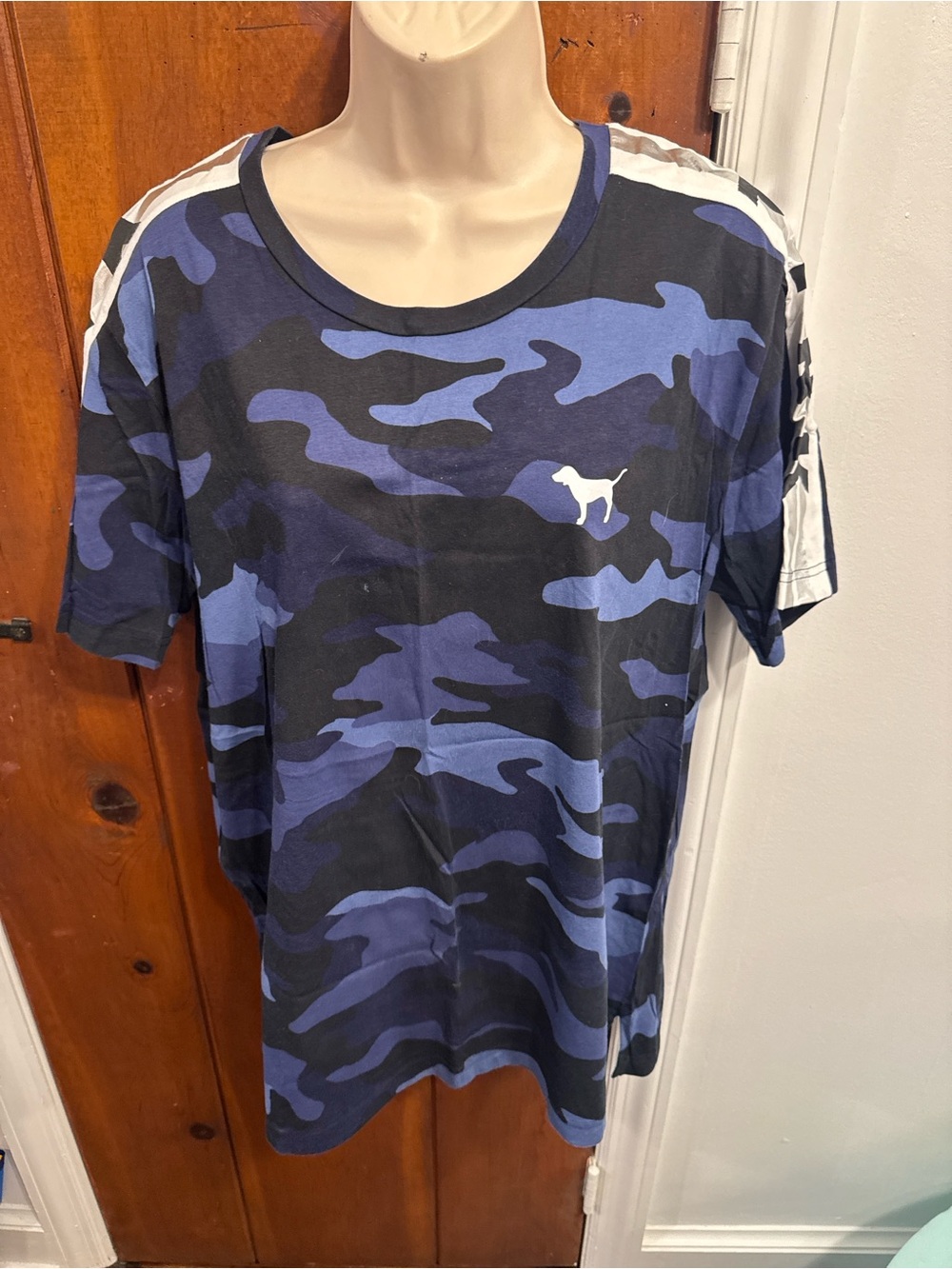 Victoria’s Secret PINK Blue Camo Short Sleeve Logo T-Shirt Size Large